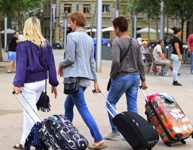 Crece el turismo extranjero y cae un 11% la salida de argentinos al exterior en el mes de&nbsp;agosto