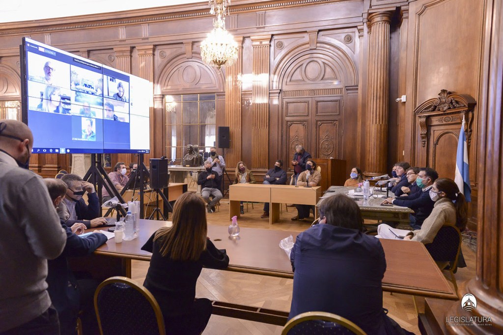 Avanza en la Legislatura la eximición del pago de IIBB a ocho mil comercios&nbsp;porteños