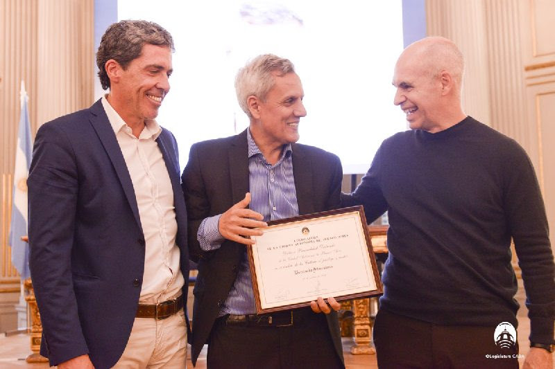 Homenaje a Bernardo&nbsp;Stamateas