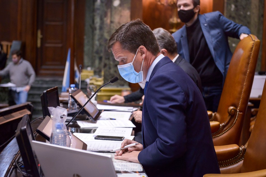 Autorizan a la Ciudad a comprar&nbsp;vacunas