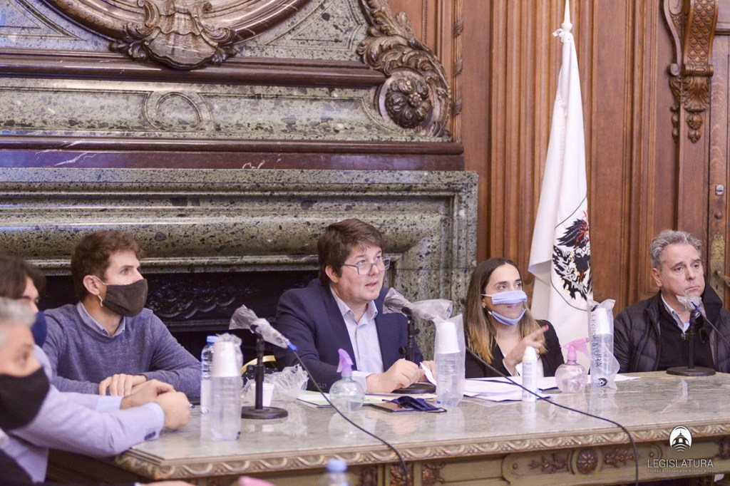 Elaboran un proyecto para simplificar&nbsp;trámites