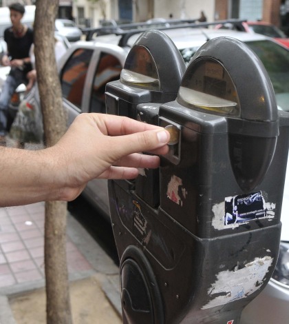 Por inconstitucional, la justicia frenó la ampliación del estacionamiento medido en los&nbsp;barrios