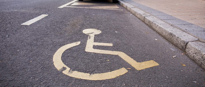 El microcentro porteño deberá tener estacionamientos libres para&nbsp;discapacitados