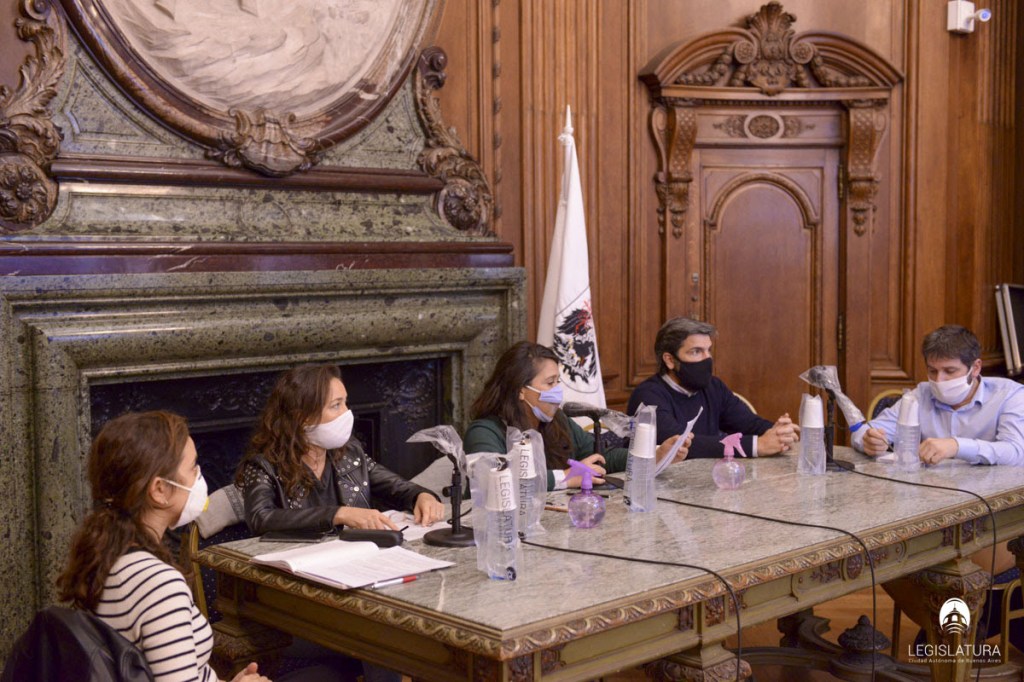 La subsecretaría de DDHH explicó las acciones de asistencia a la comunidad trans y el colectivo&nbsp;LGBT