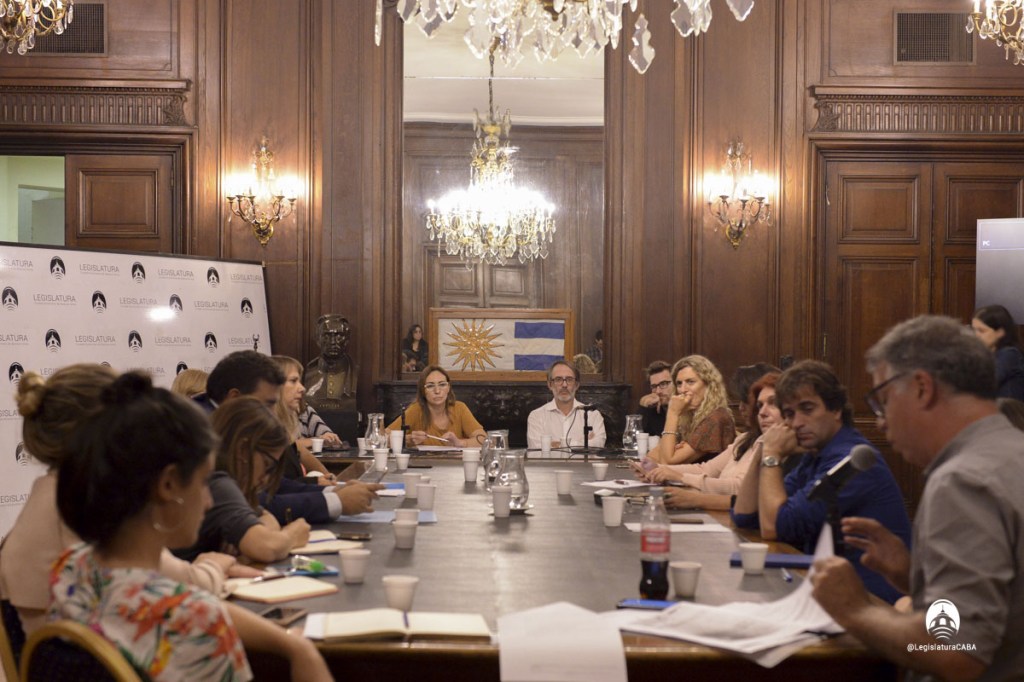 Reunión informativa sobre coronavirus y&nbsp;dengue