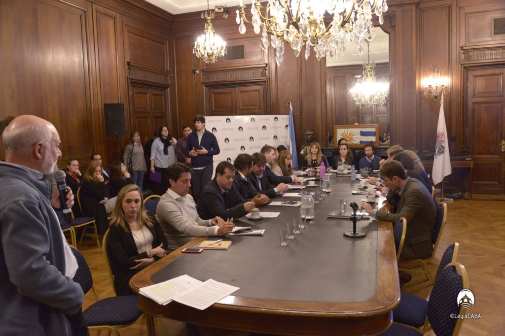 Funcionarios explicaron obras para mejorar el Aeroparque Jorge&nbsp;Newbery