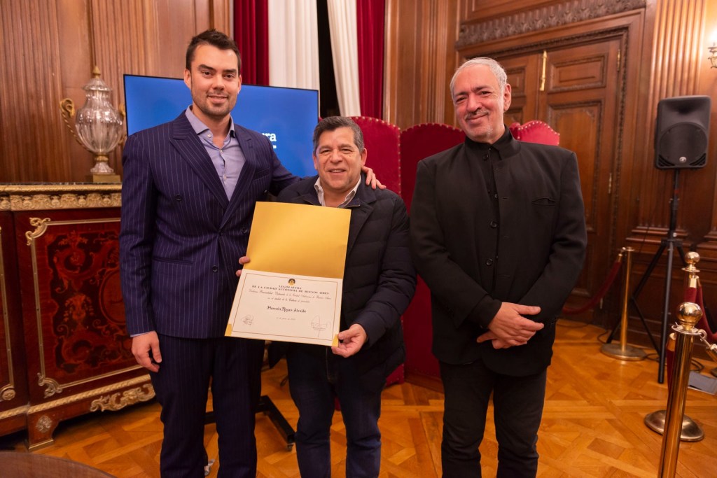 El Cuerpo Legislativo reconoció a Hernán Reyes&nbsp;Alcaide