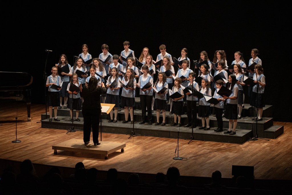 Voces en Italiano: Homenaje al Día de la Bandera por el Coro Nacional de Niños 