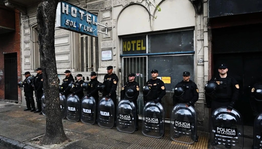 La Ciudad recuperó un hotel usurpado en Constitución que funcionaba como prostíbulo y búnker de&nbsp;drogas