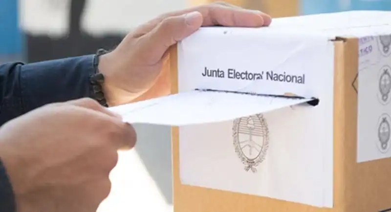 Elecciones legislativas: última encuesta muestra un escenario fragmentado en&nbsp;CABA