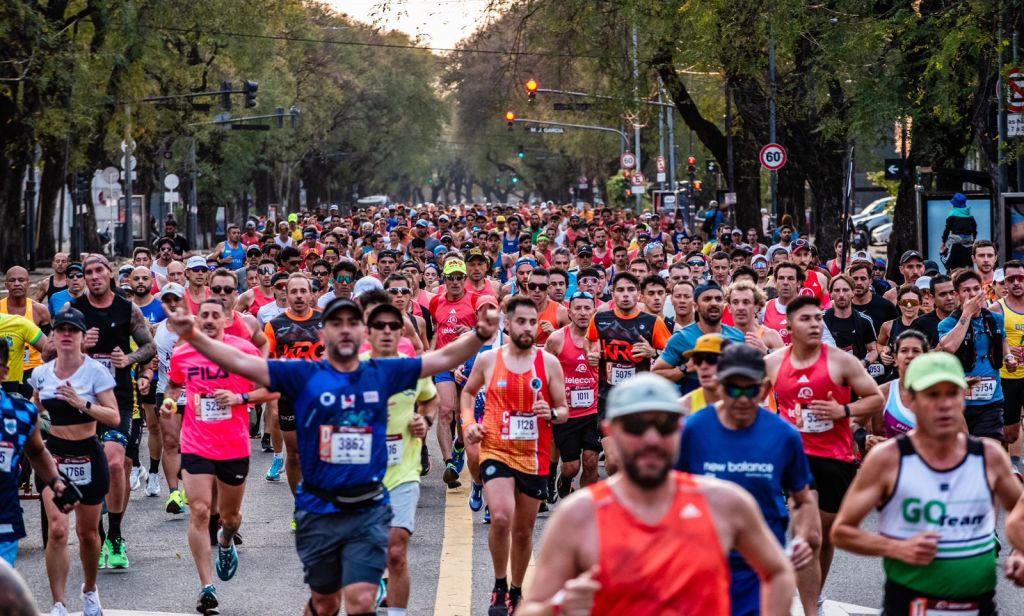 Todo lo que hay que saber sobre los 42k de la Ciudad: récord de inscriptos, cortes de calle y&nbsp;recorrido