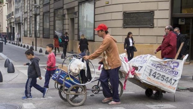 Una familia tipo con casa propia en CABA necesitó en septiembre más de $1.255.000 para no ser&nbsp;pobre