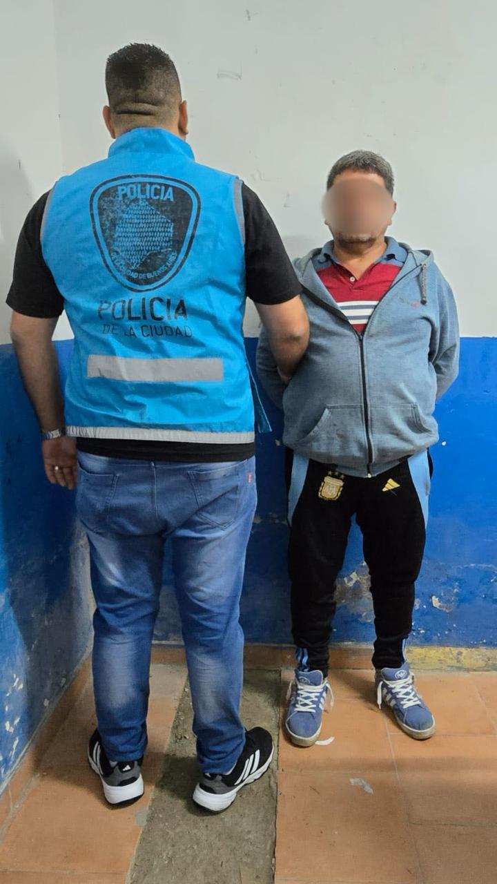 La Policía de la Ciudad puso a disposición de la Justicia a 16 prófugos cuando fueron a&nbsp;votar