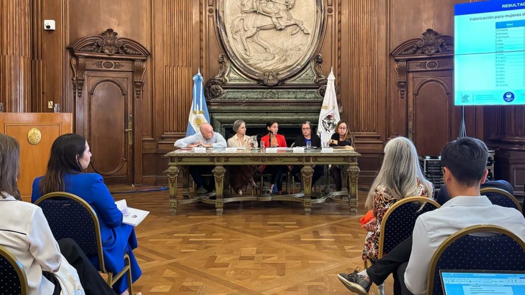 Hasta $1.306.297: por primera vez, estiman cuánto cuesta mantener un hijo en la ciudad según la edad y el&nbsp;género